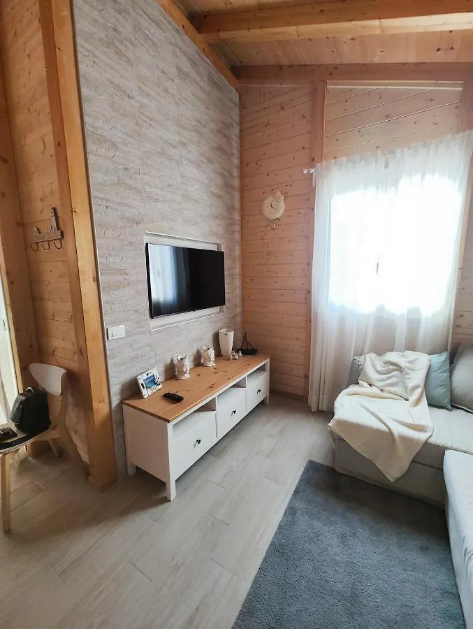 Casa Vacanze La Fenice - Mediterranea Villa Cava dʼAliga 0*,  Italia